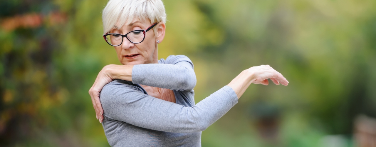 shoulder-pain-relief-hands-of-hope-physical-therapy-Crown-Heights-Brooklyn-Flatbush-Astoria-Woodhaven-Whitestone-Jackson Heights-Queens Village-Manhattan-NY-GA