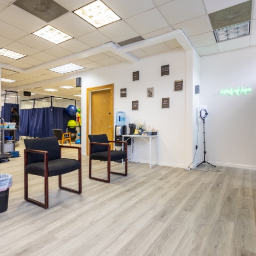 Hands-of-hope-physical-therapy-location-gallery-morris-brown-ny