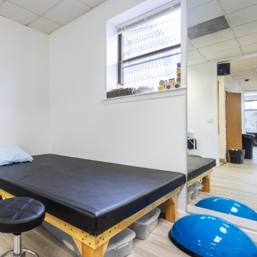 Hands-of-hope-physical-therapy-location-gallery-morris-brown-ny