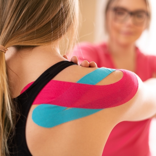 kinesio-taping-hands-of-hope-physical-therapy-Crown-Heights-Brooklyn-Flatbush-Astoria-Woodhaven-Whitestone-Jackson Heights-Queens Village-NY