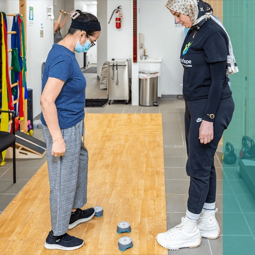 knee-pain-relief-hands-of-hope-physical-therapy-Crown-Heights-Brooklyn-Flatbush-Astoria-Woodhaven-Whitestone-Jackson Heights-Queens Village-NY